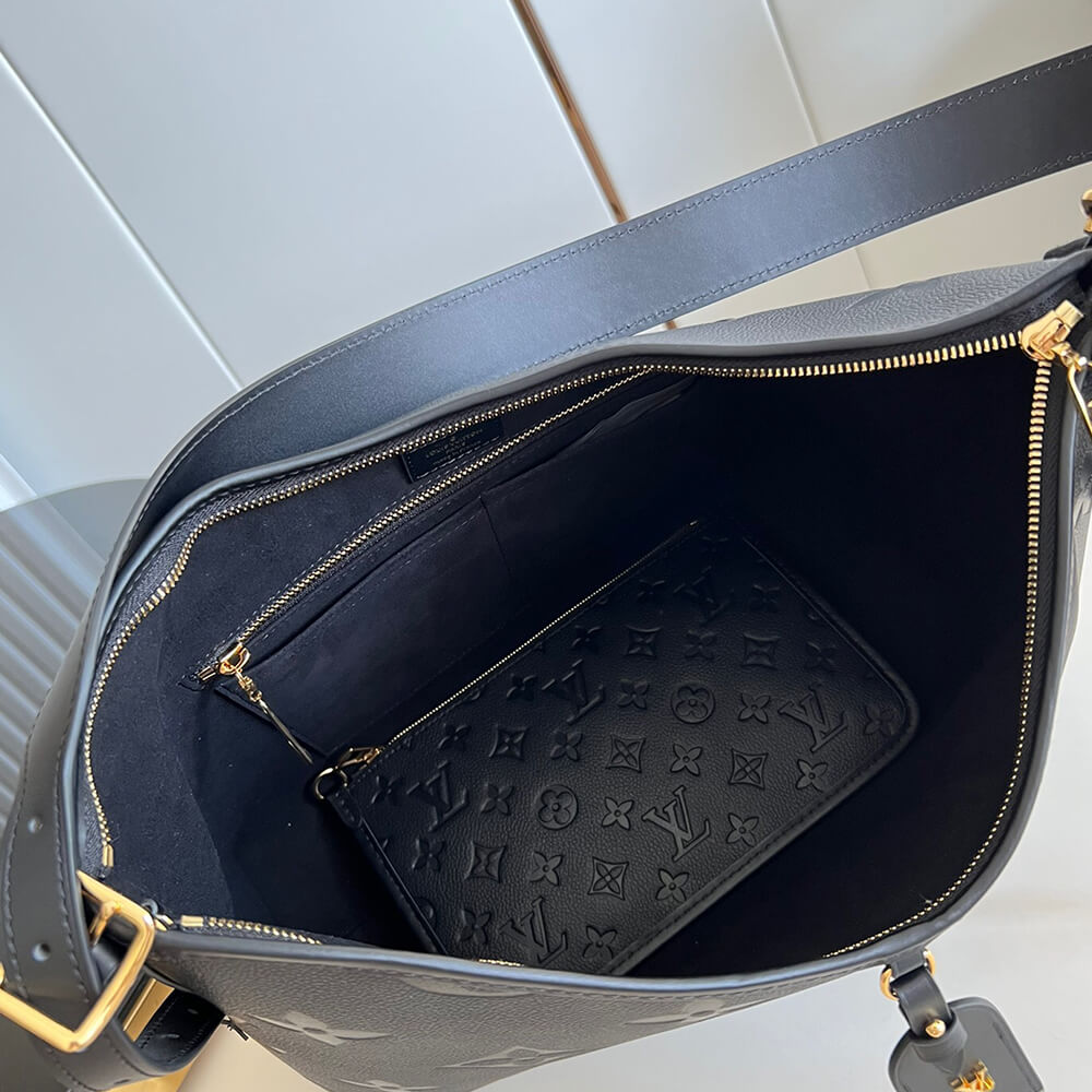 LV CarryAll MM