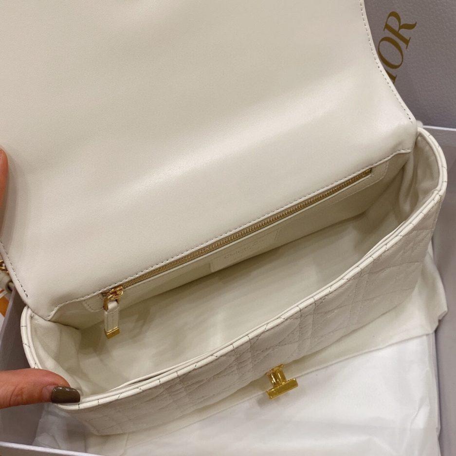 medium D*or caro bag