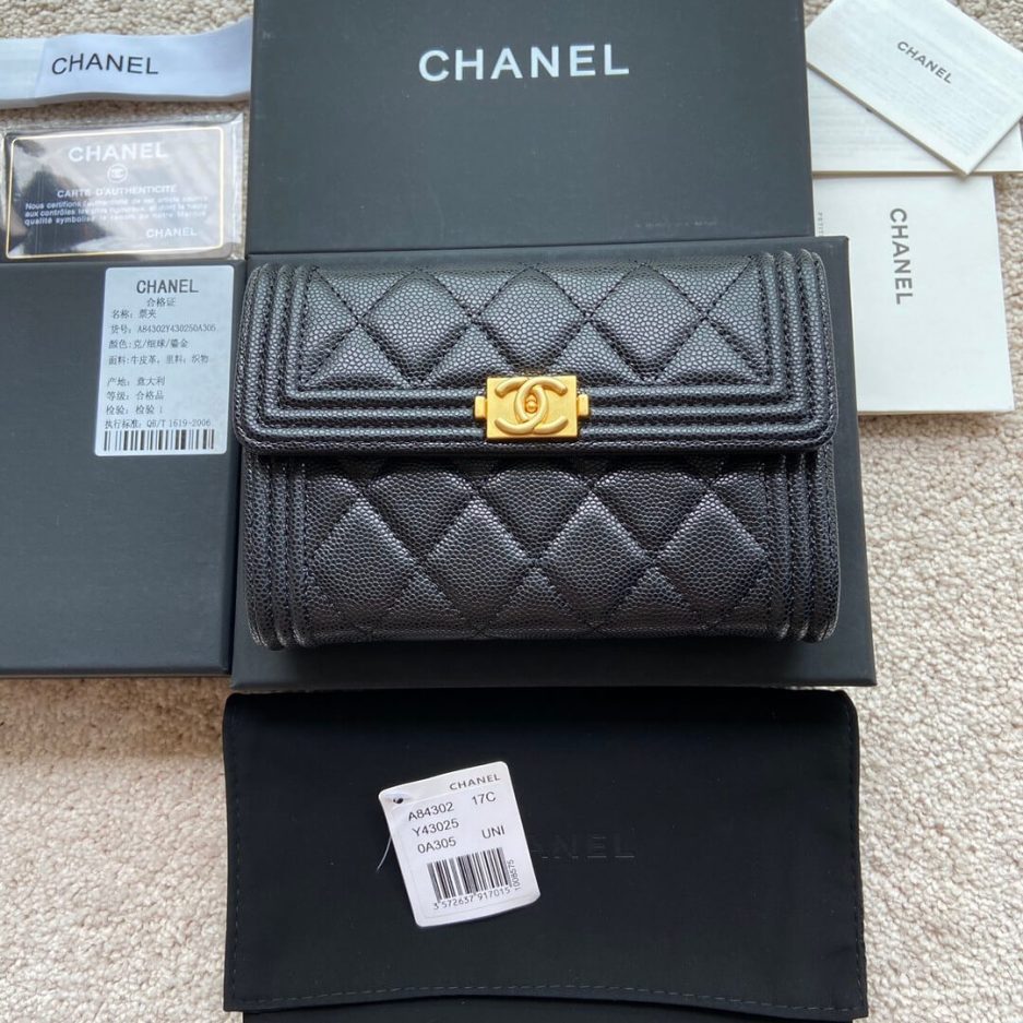 Ch*el boy long wallet