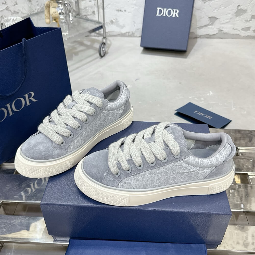 D*or b33 sneaker
